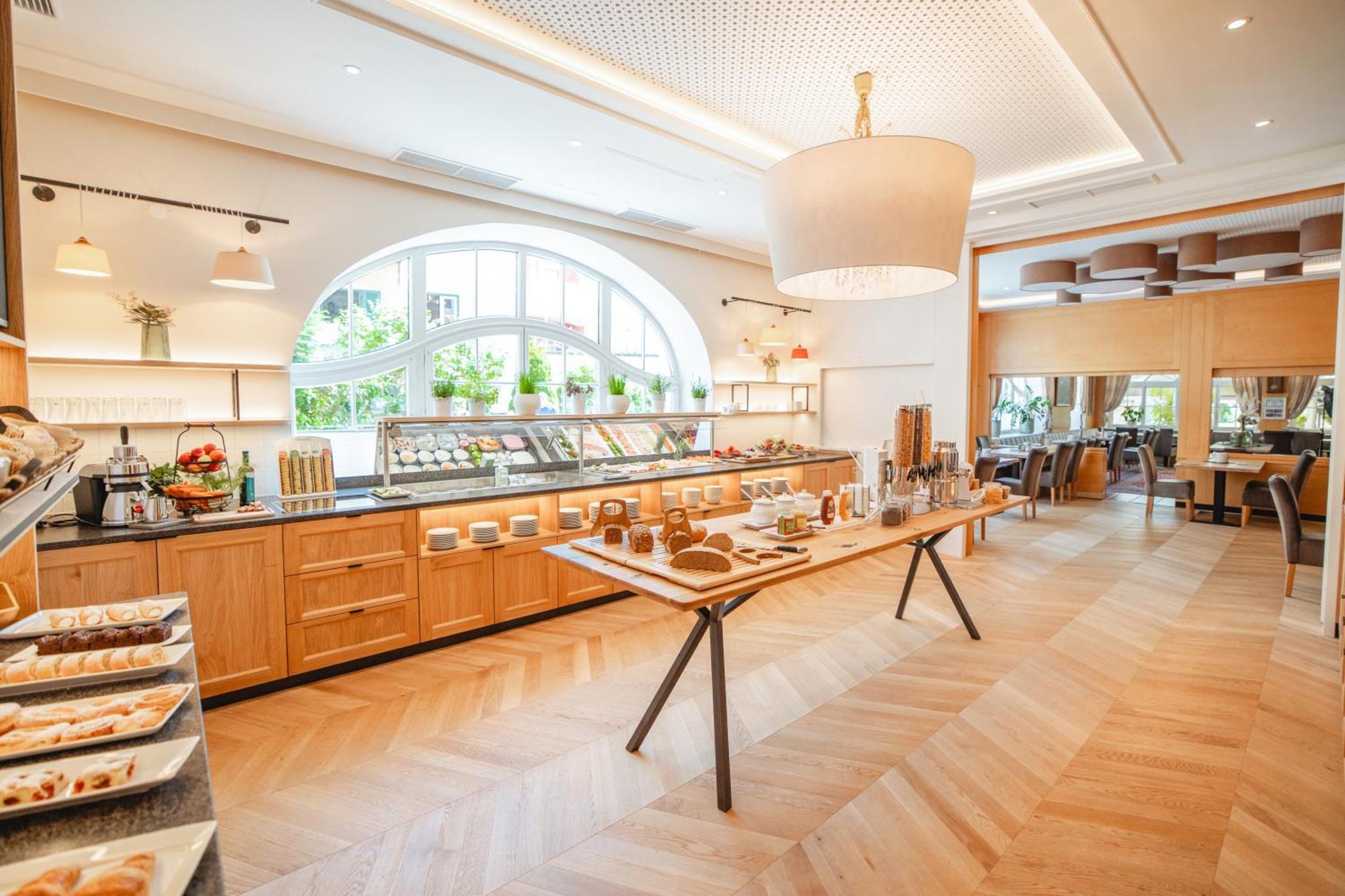 Hotel Krone Мондзе Екстер'єр фото
