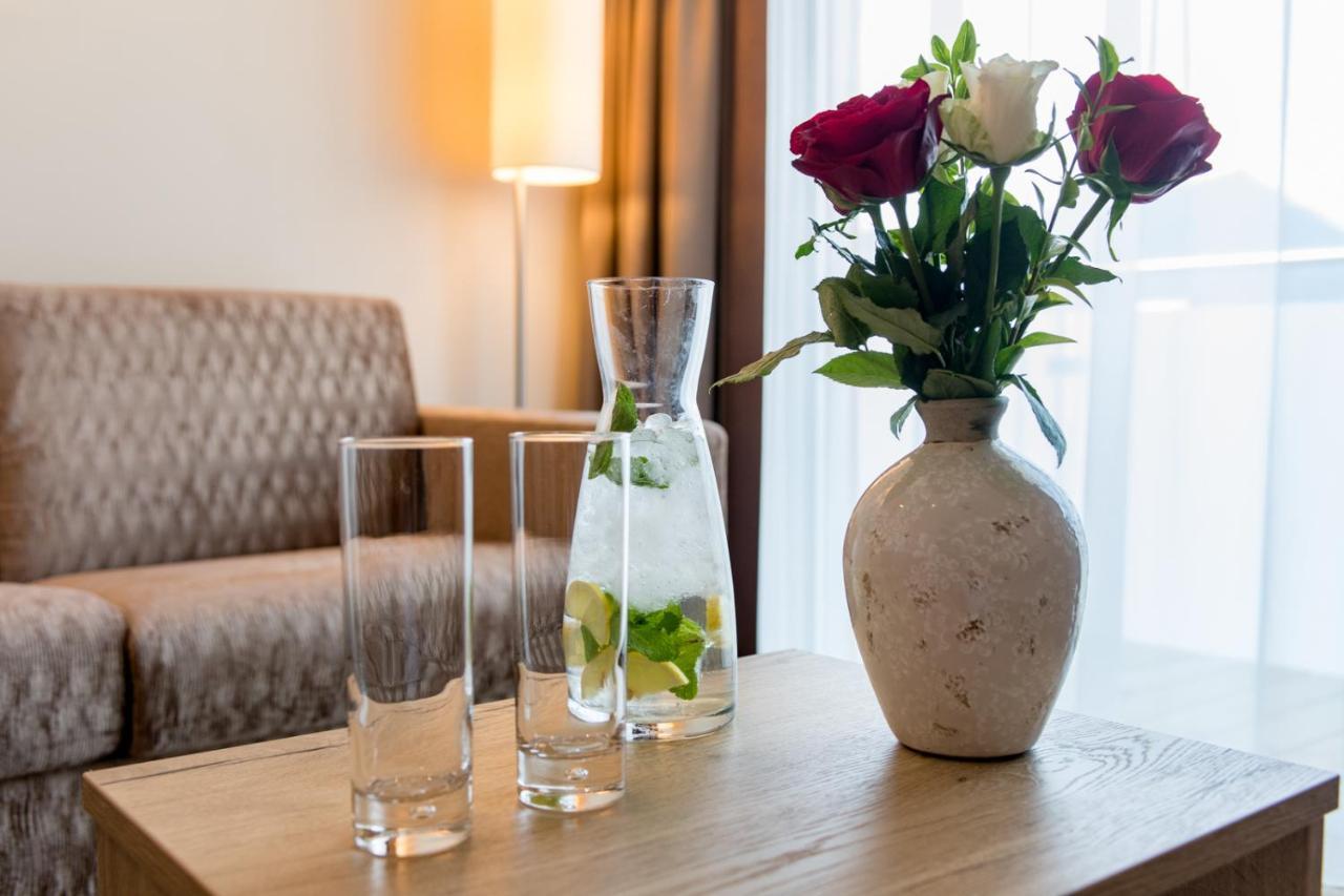 Hotel Krone Мондзе Екстер'єр фото